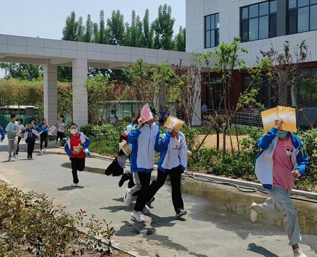 淄博市体育运动学校开展防震减灾应急疏散演练